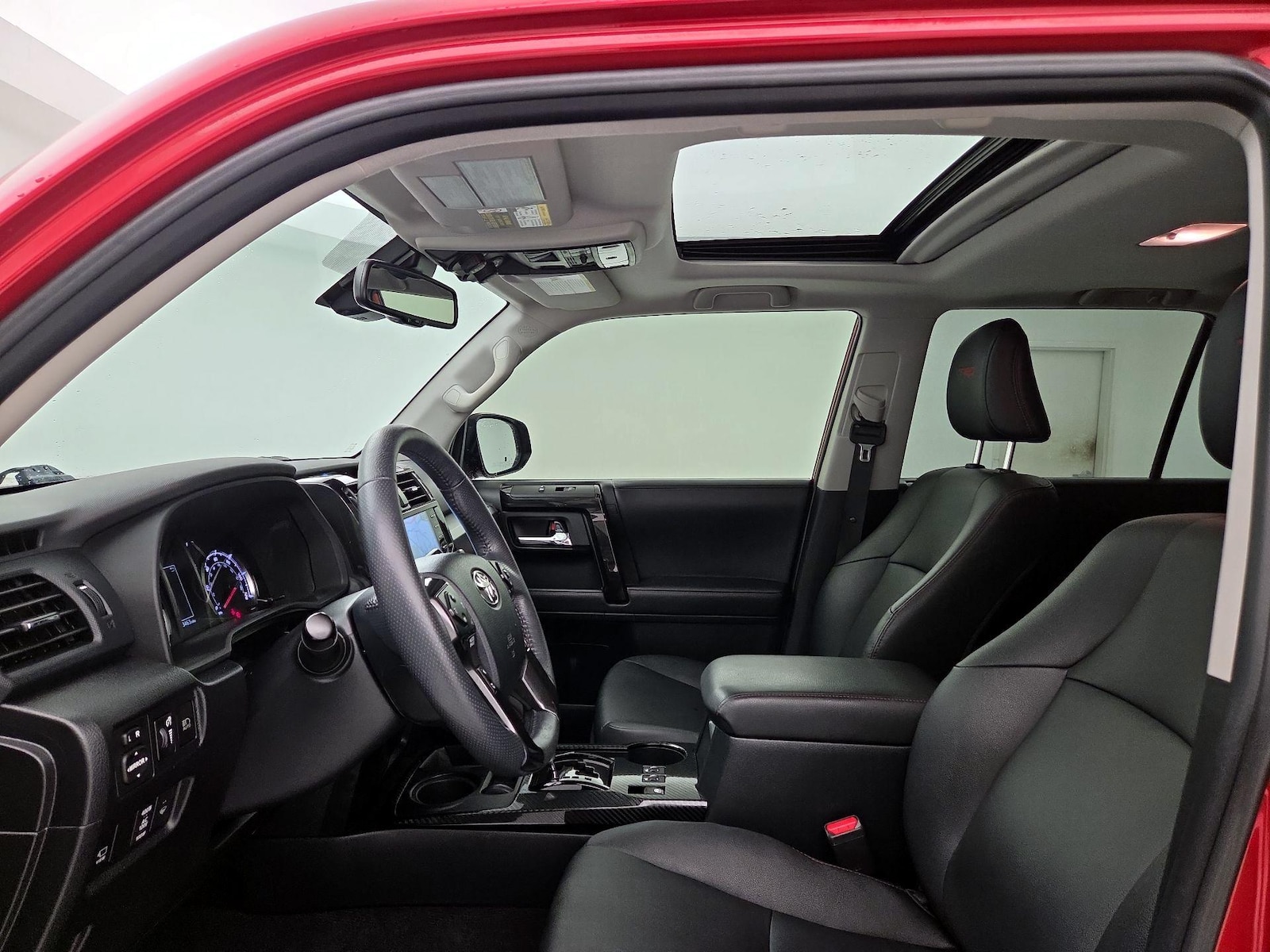 Sunroof(s) & Overhead Airbags
