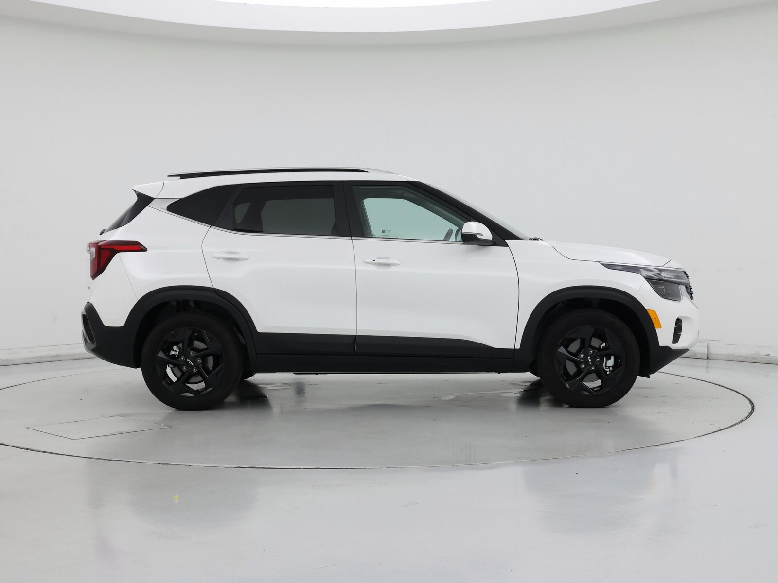 2026 Kia Seltos EX - Photo 8