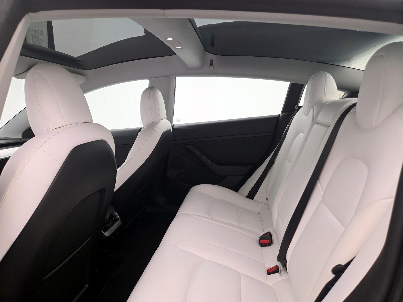 Skylight(s) & Overhead Airbags