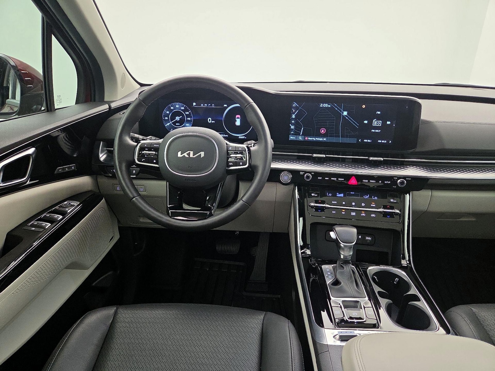 2024 Kia Carnival SX Prestige - Photo 11