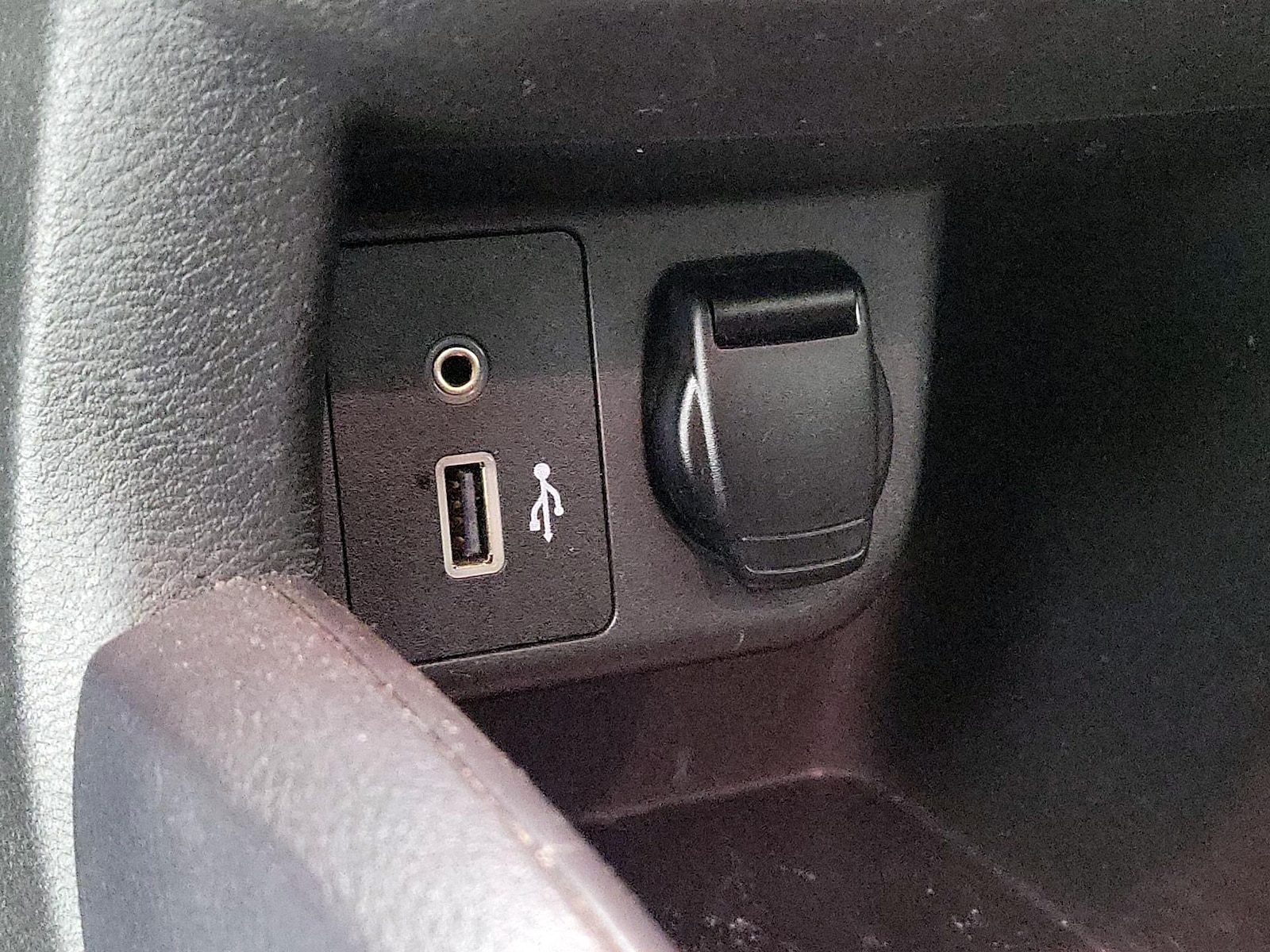 2020 Nissan Versa Sedan S - Photo 19