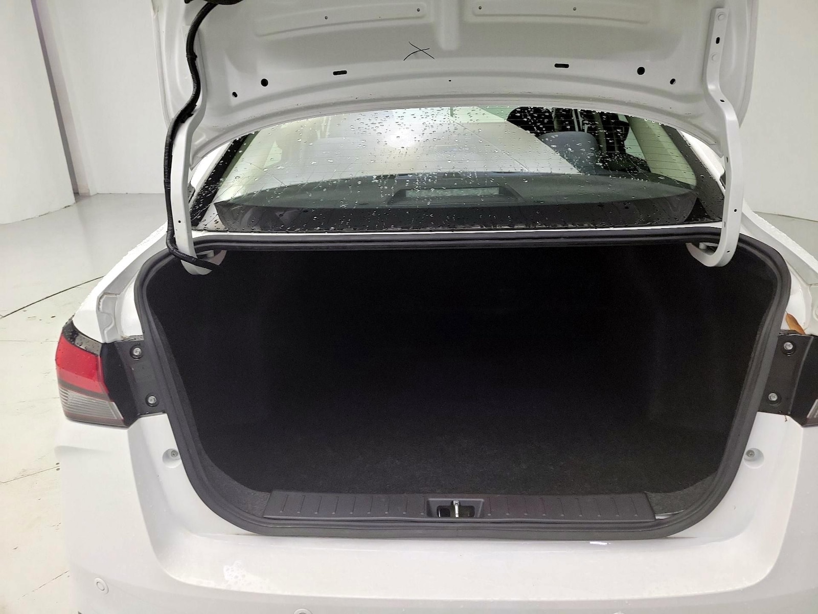 2020 Nissan Versa Sedan S - Photo 21