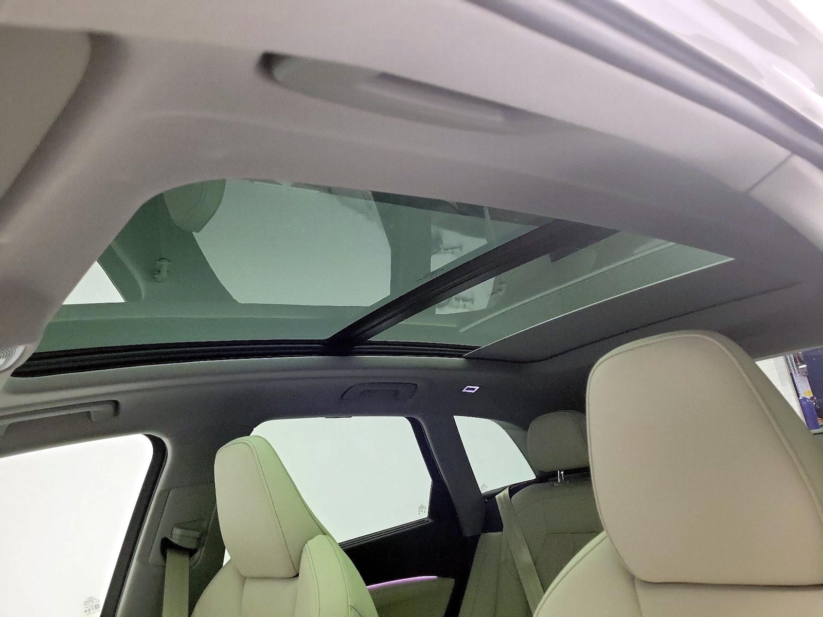 Panoramic Sunroof