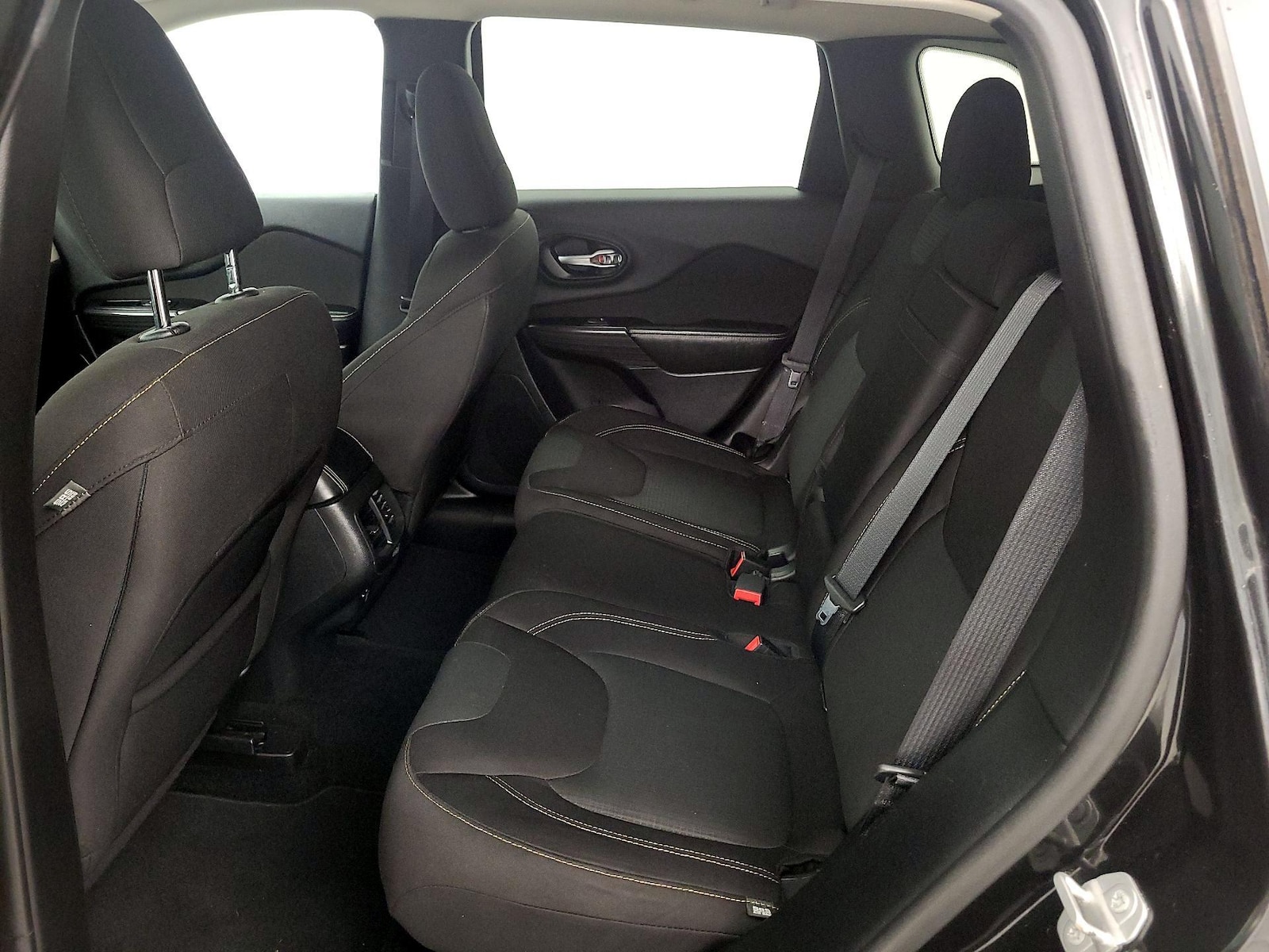2015 Jeep Cherokee Latitude - Photo 20