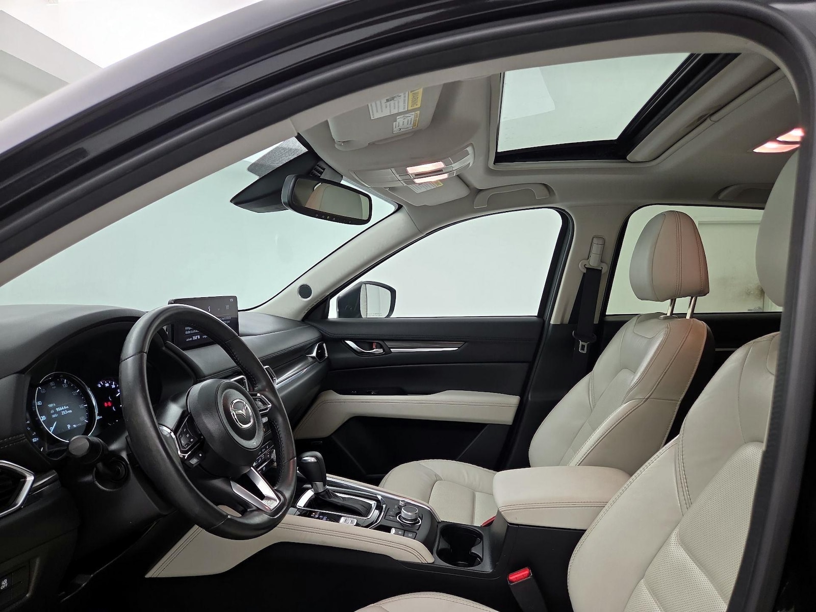 Sunroof(s) & Overhead Airbags