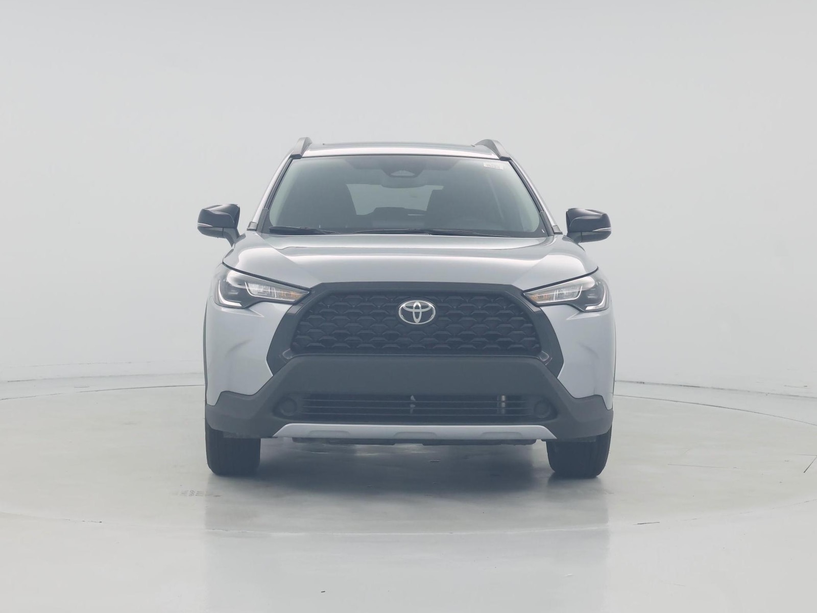 2025 Toyota Corolla Cross LE - Photo 6