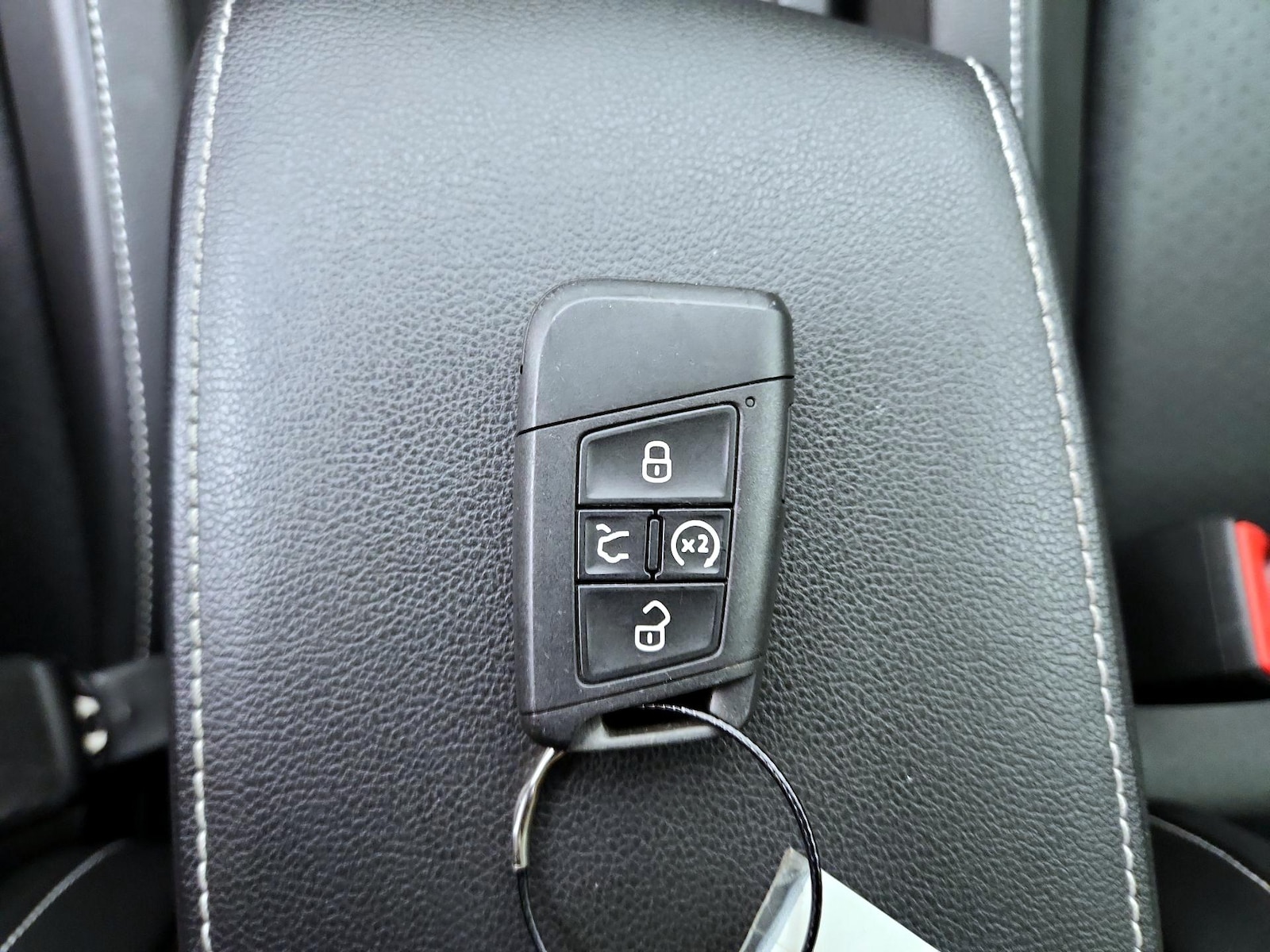 2022 Volkswagen Tiguan SE R-LINE BLACK - Photo 23