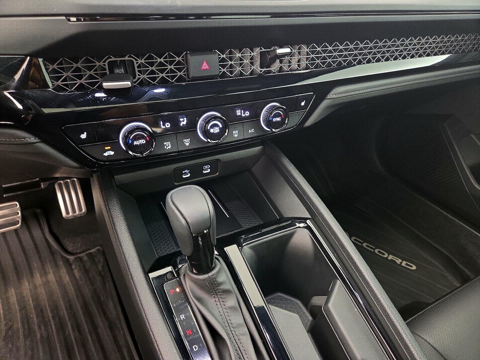 2026 Honda Accord Hybrid Sport-L - Photo 17