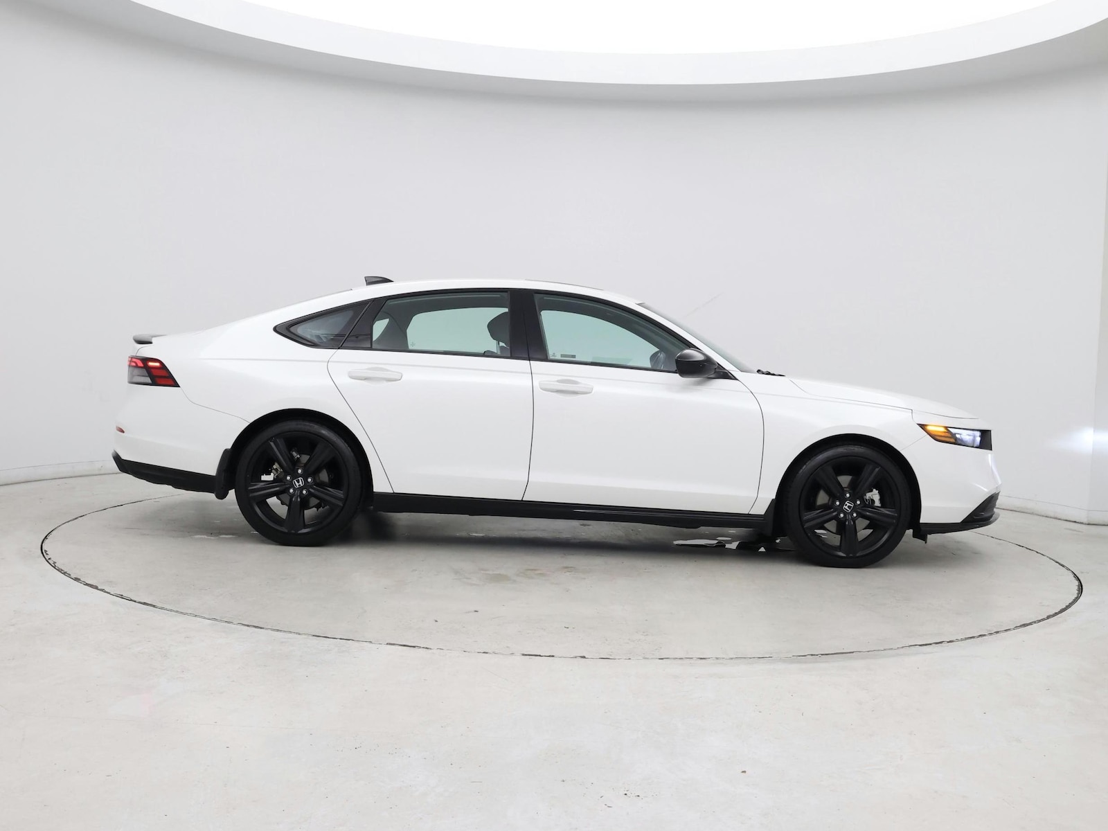2024 Honda Accord Hybrid Sport-L - Photo 8