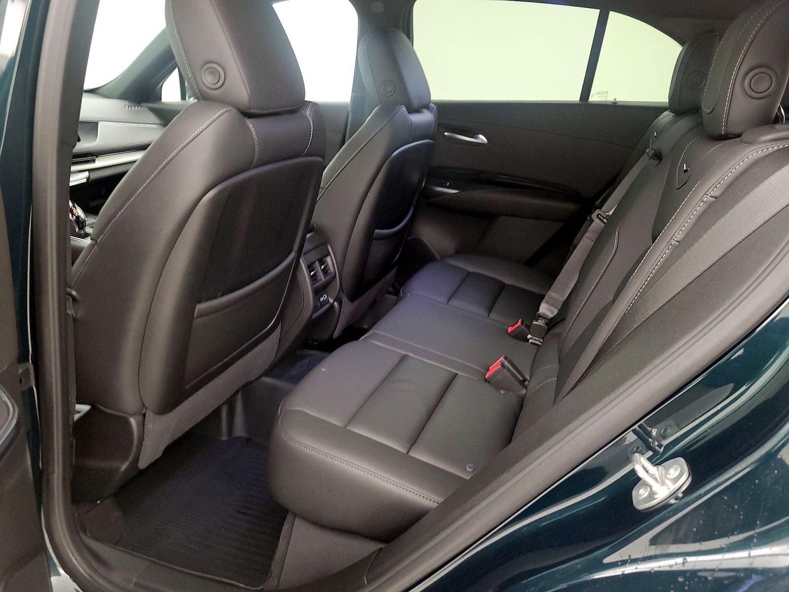 2024 Cadillac XT4 Luxury - Photo 20
