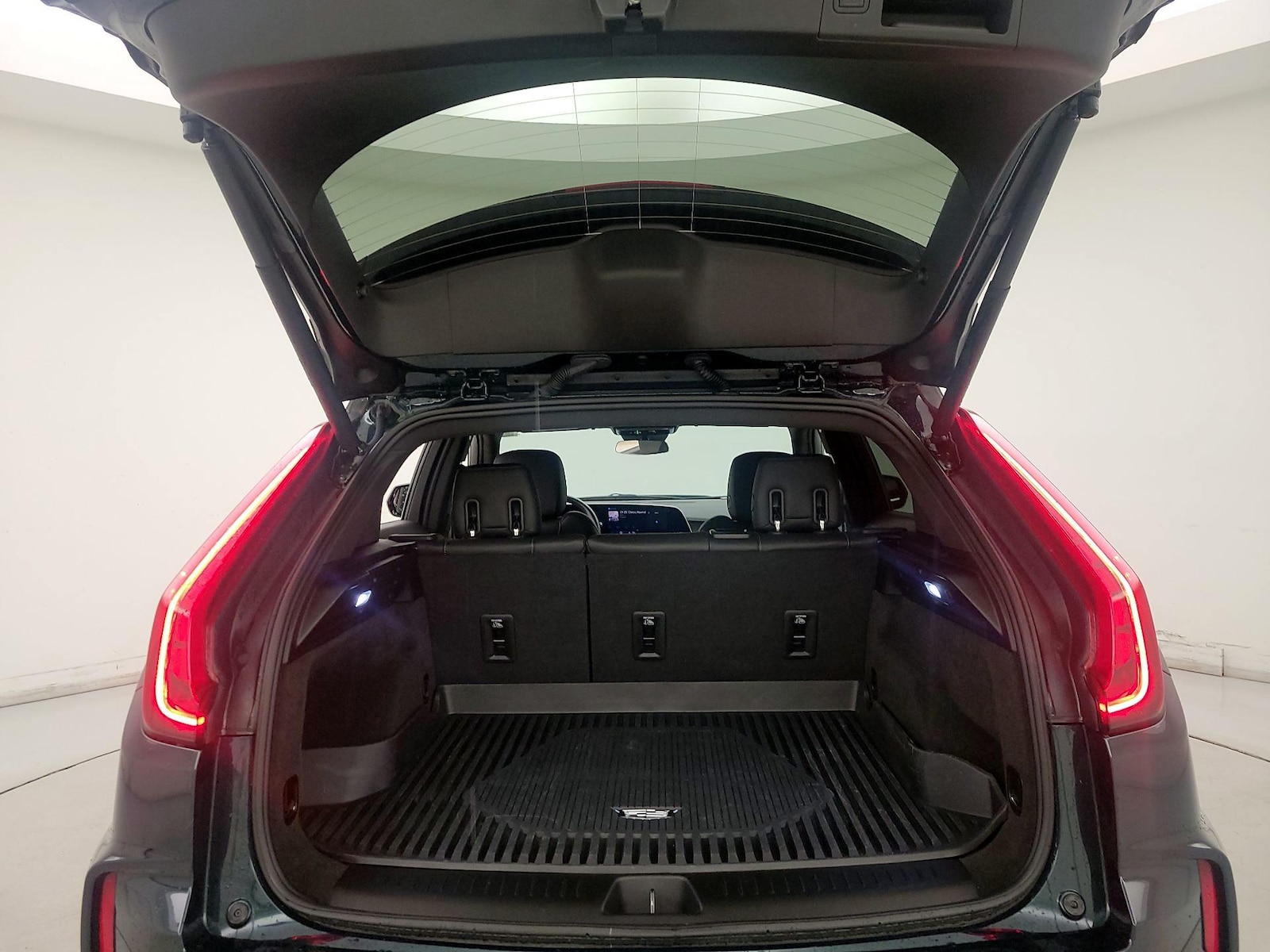 2024 Cadillac XT4 Luxury - Photo 21