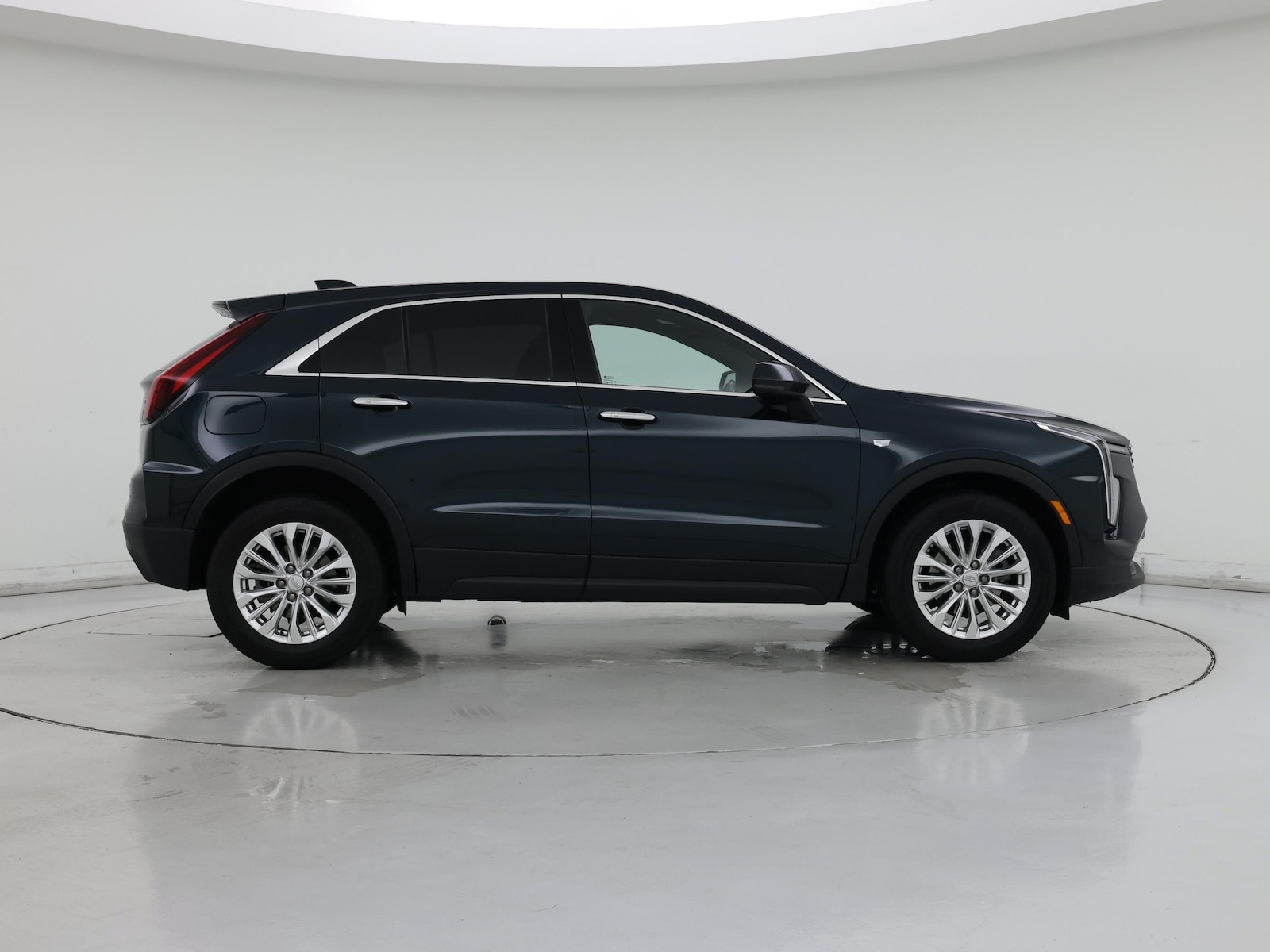 2024 Cadillac XT4 Luxury - Photo 8