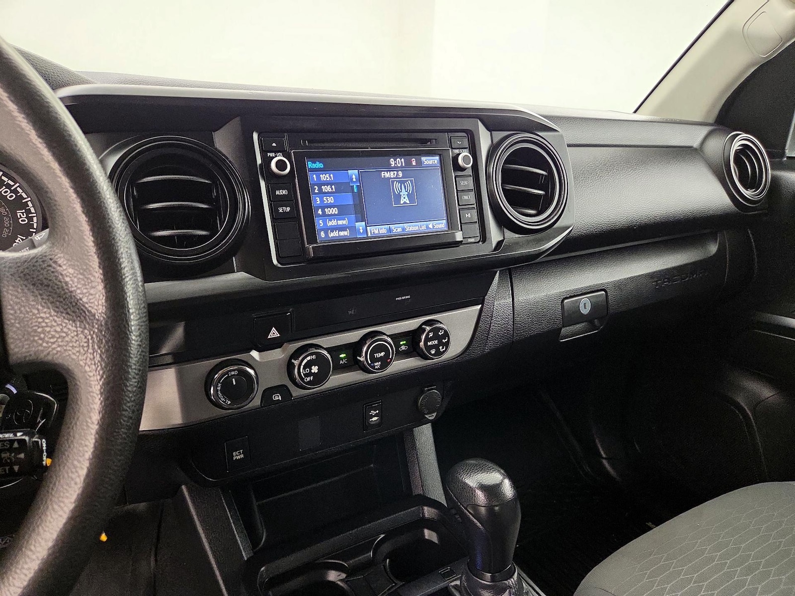 2019 Toyota Tacoma SR - Photo 16