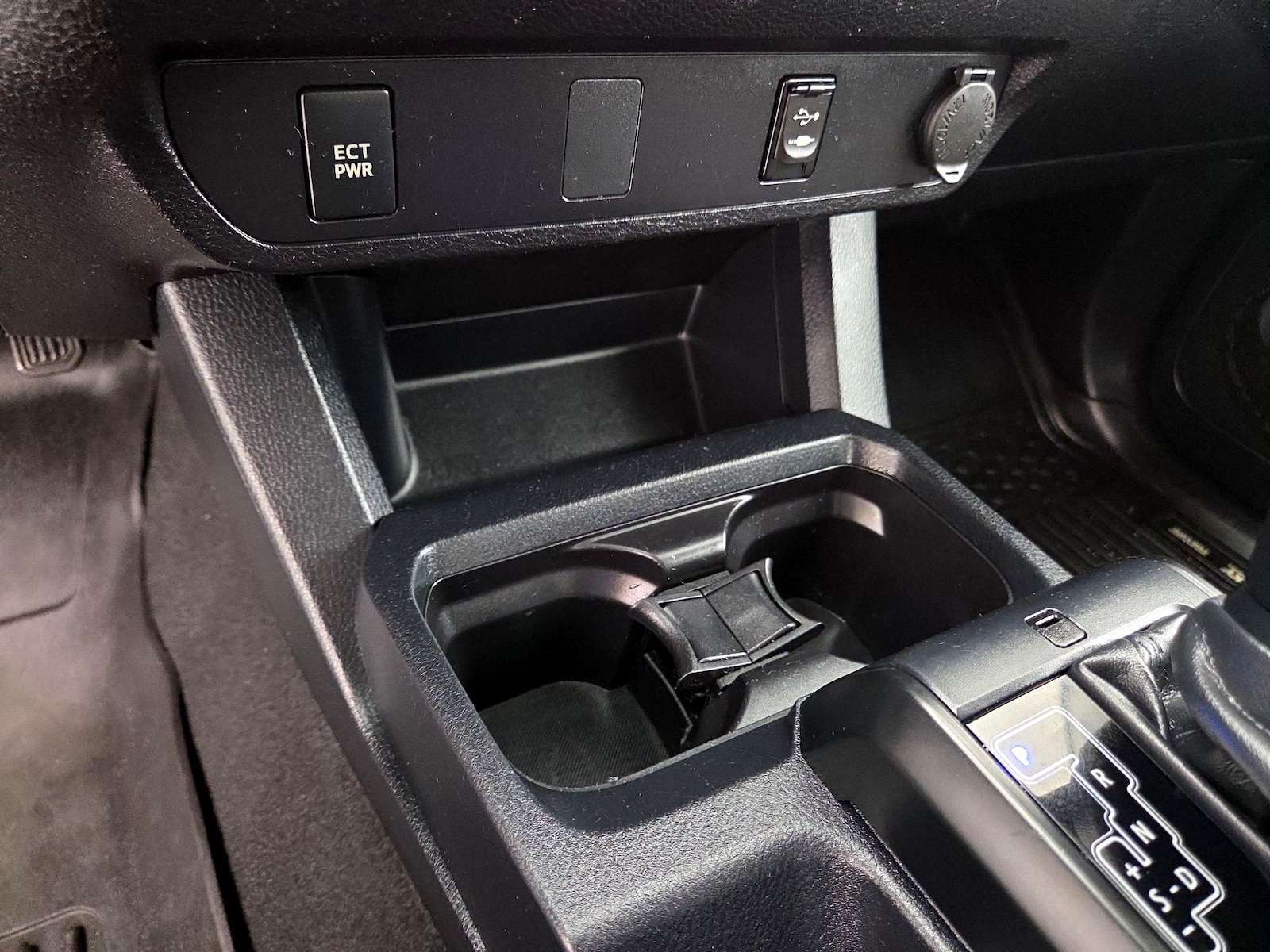2019 Toyota Tacoma SR - Photo 19