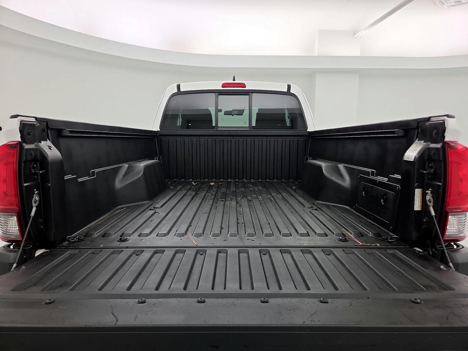 2019 Toyota Tacoma SR - Photo 21