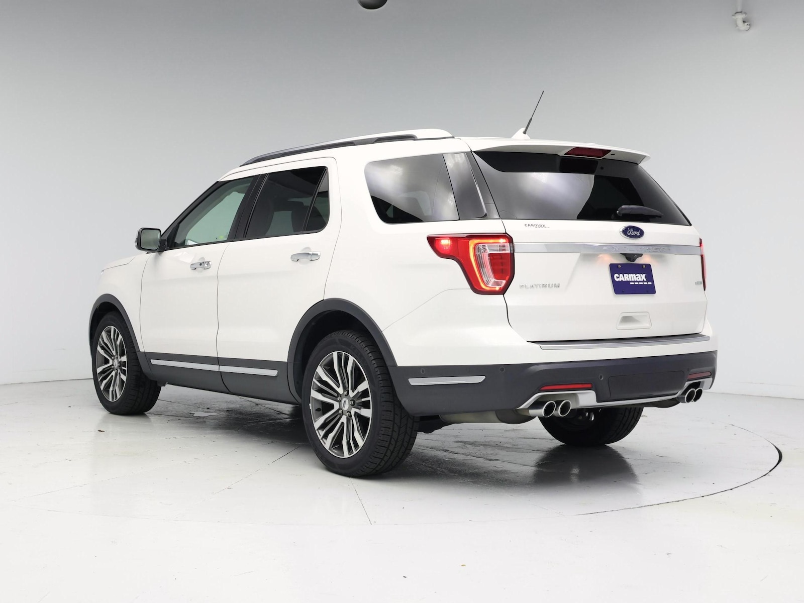 2019 Ford Explorer Platinum - Photo 3