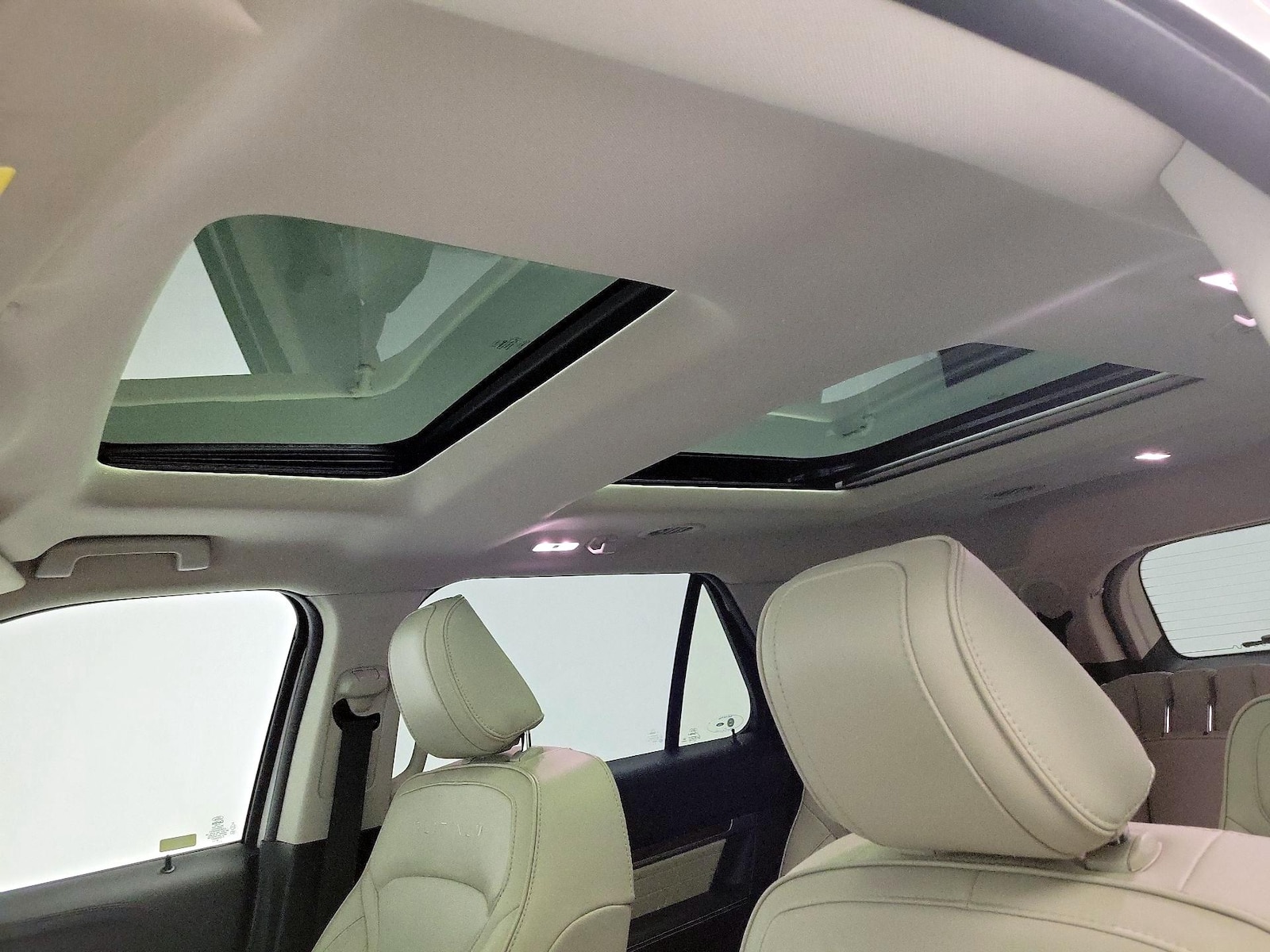 2019 Ford Explorer Platinum - Photo 21