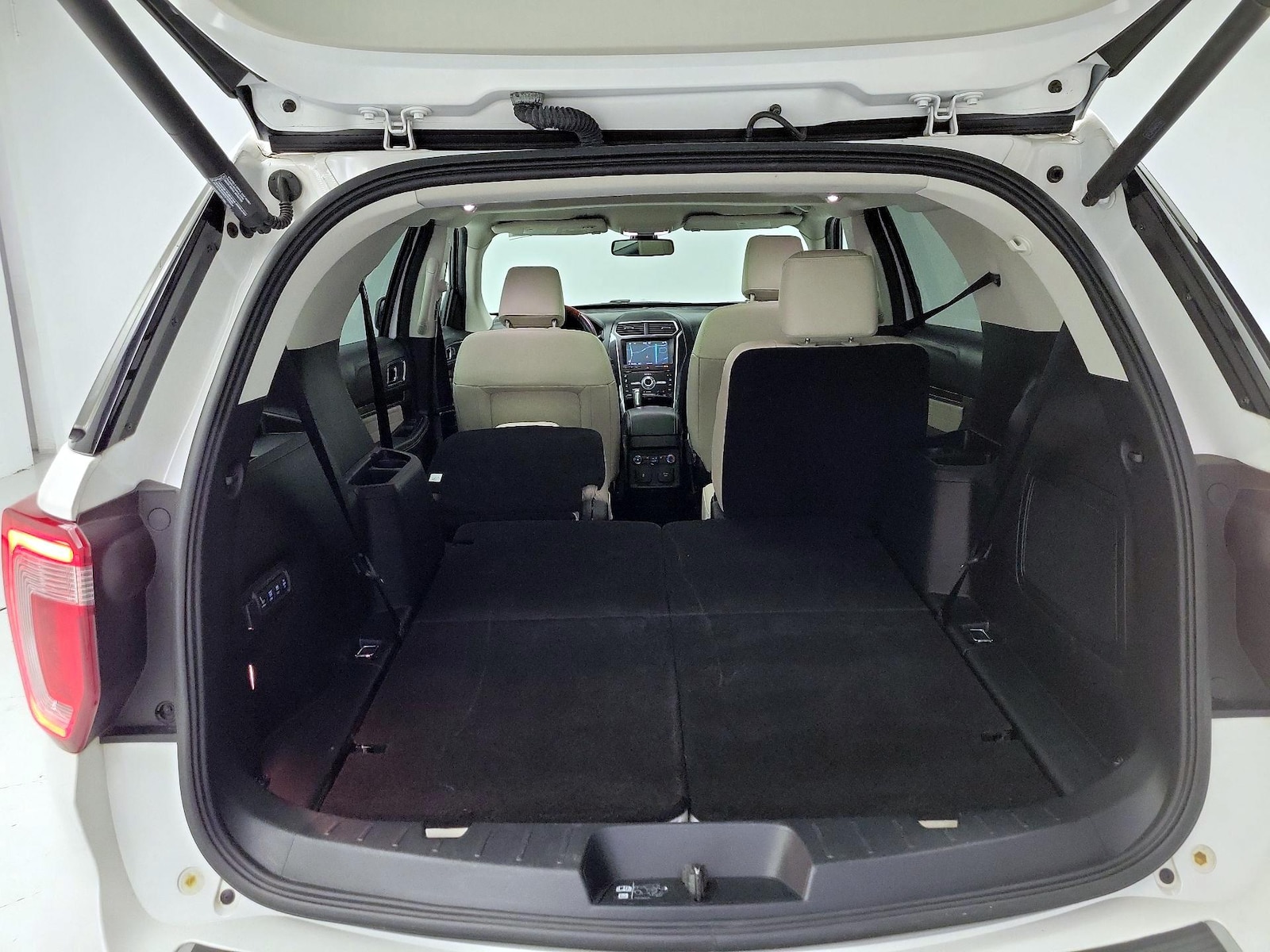 2019 Ford Explorer Platinum - Photo 25