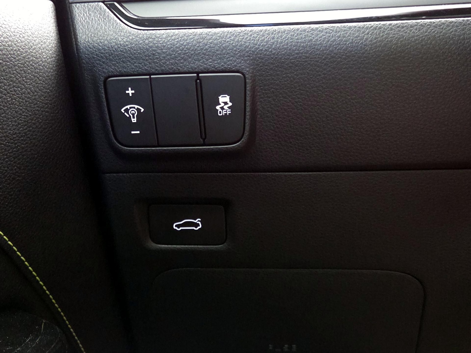 2026 Kia K5 GT - Photo 14