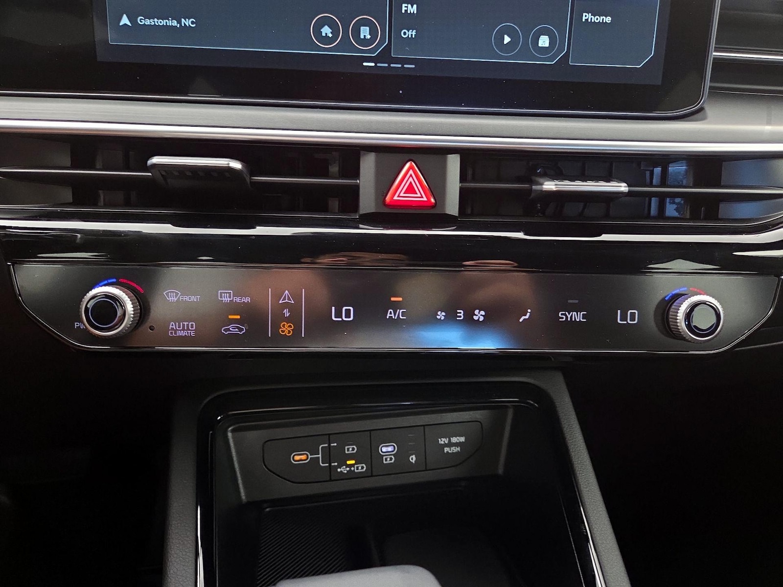 2026 Kia K5 GT - Photo 17