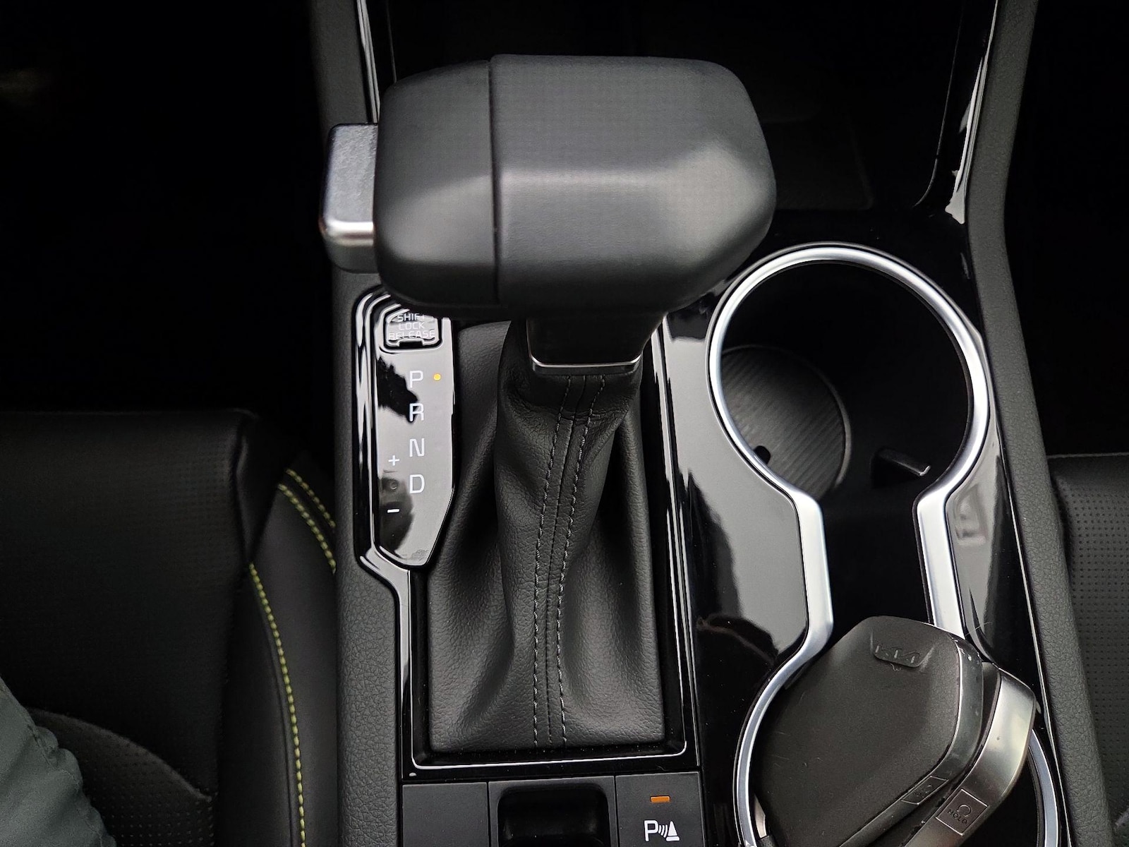 2026 Kia K5 GT - Photo 18