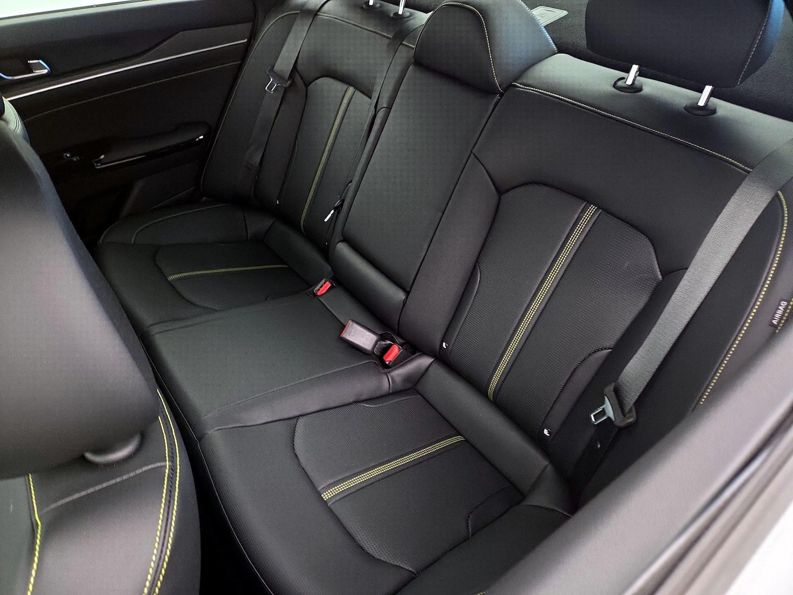 2026 Kia K5 GT - Photo 21