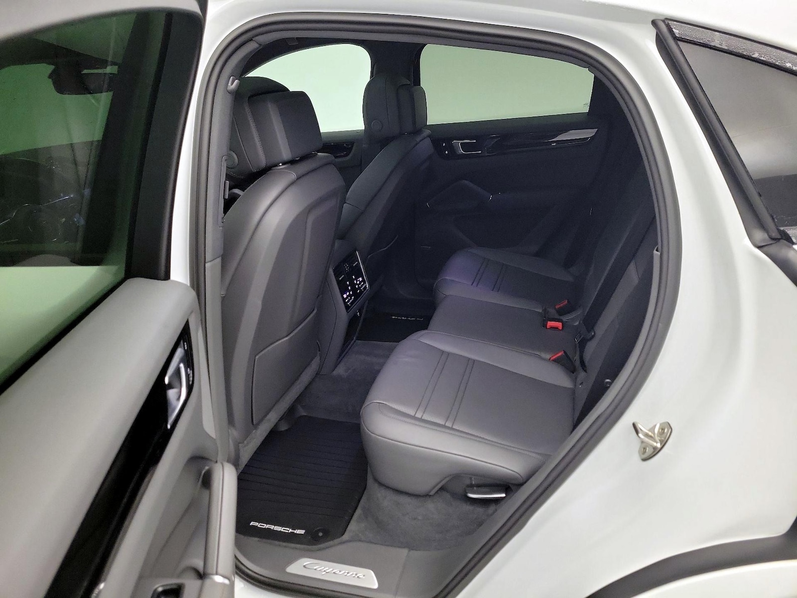 Rear Air Conditioning