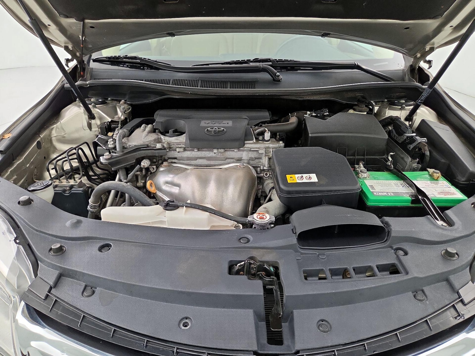 2017 Toyota Camry LE - Photo 22