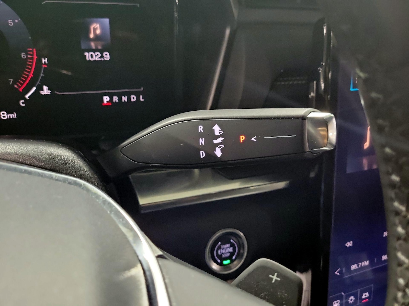 2025 GMC Terrain Elevation - Photo 19