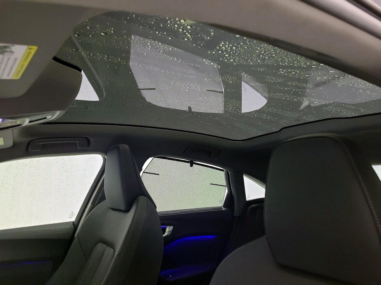 Skylight(s) & Overhead Airbags