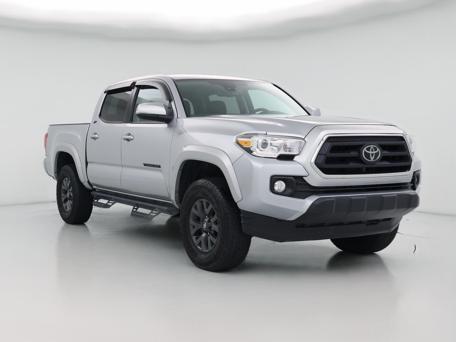 Bed Liner & Tow Hitch
