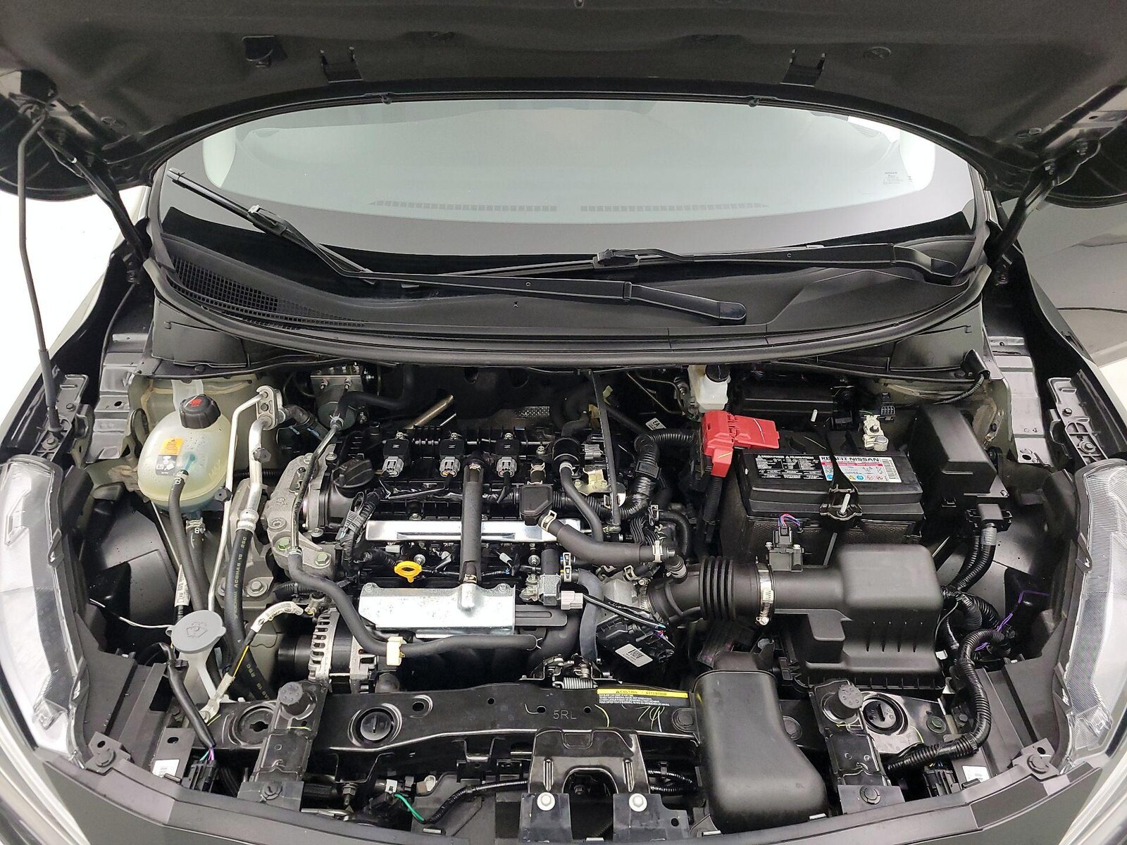 2025 Nissan Versa Sedan SV - Photo 21
