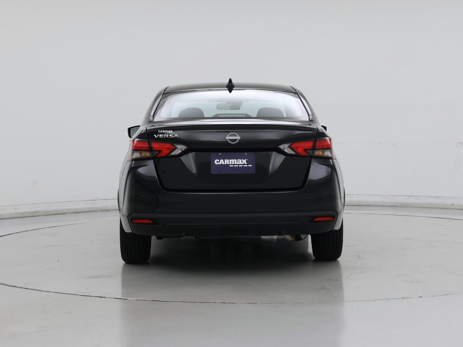 2025 Nissan Versa Sedan SV - Photo 7