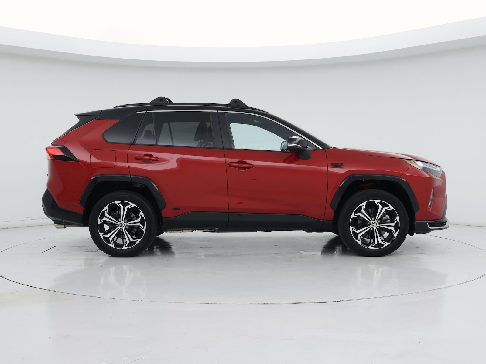2024 Toyota RAV4 XSE - Photo 8