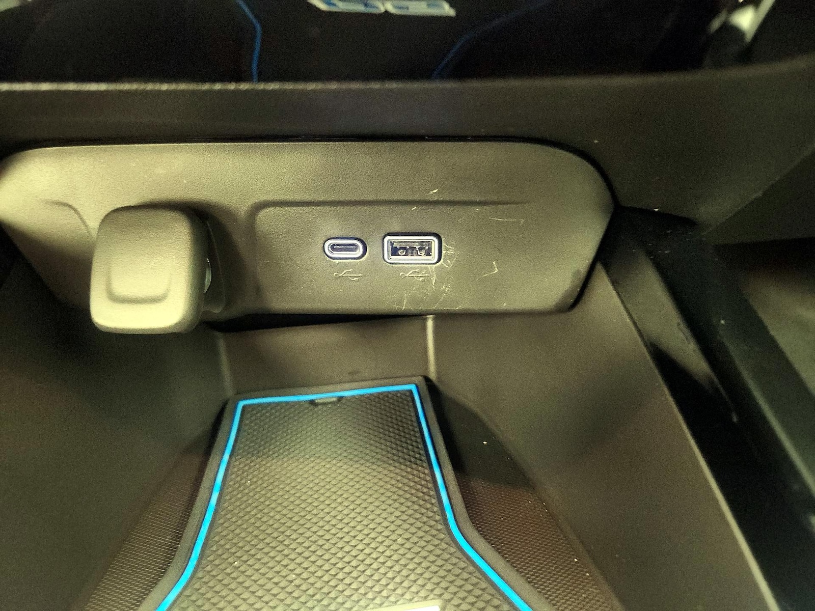 2025 Chevrolet Trax LT - Photo 19