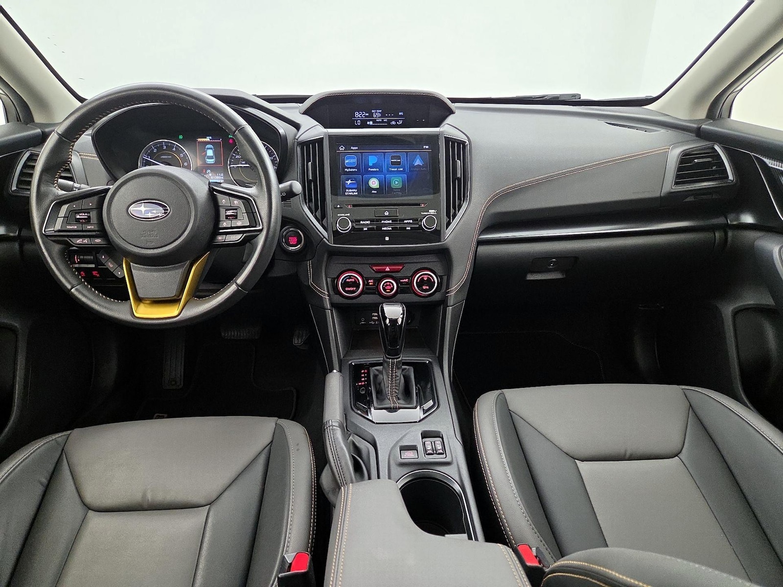 Apple CarPlay® & Android Auto™