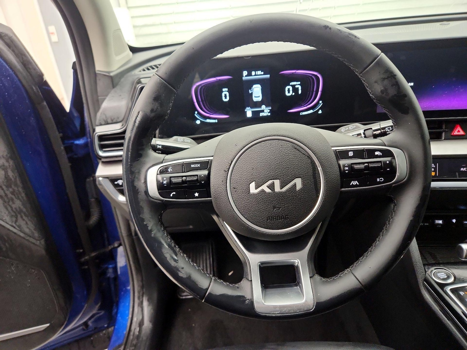 2025 Kia Sportage EX - Photo 11