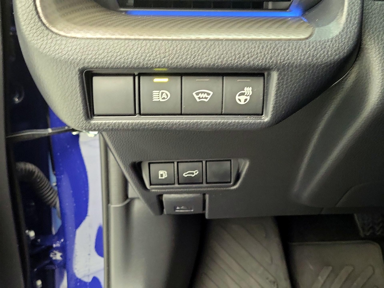 2026 Toyota Prius Limited - Photo 14