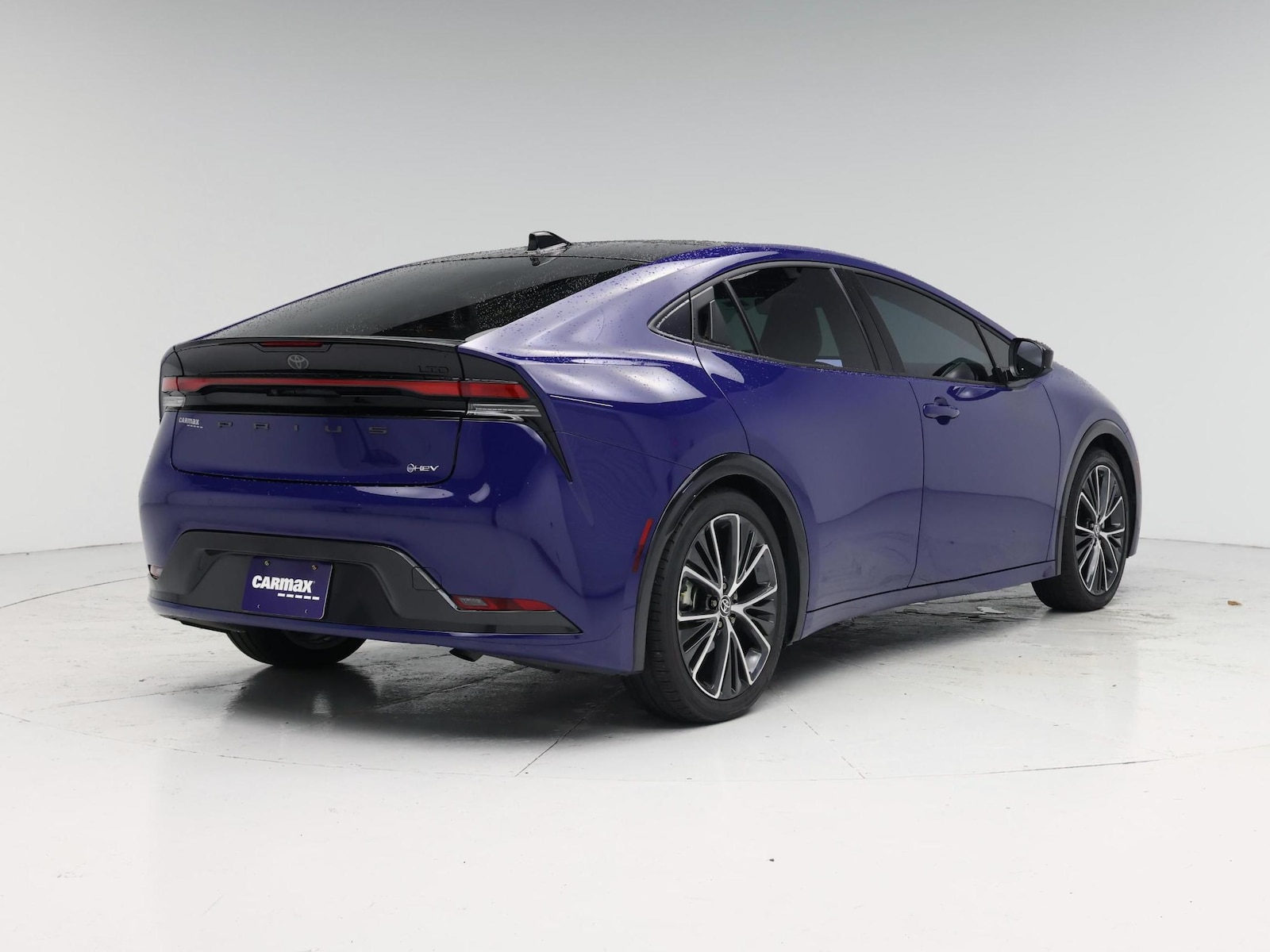 2026 Toyota Prius Limited - Photo 9