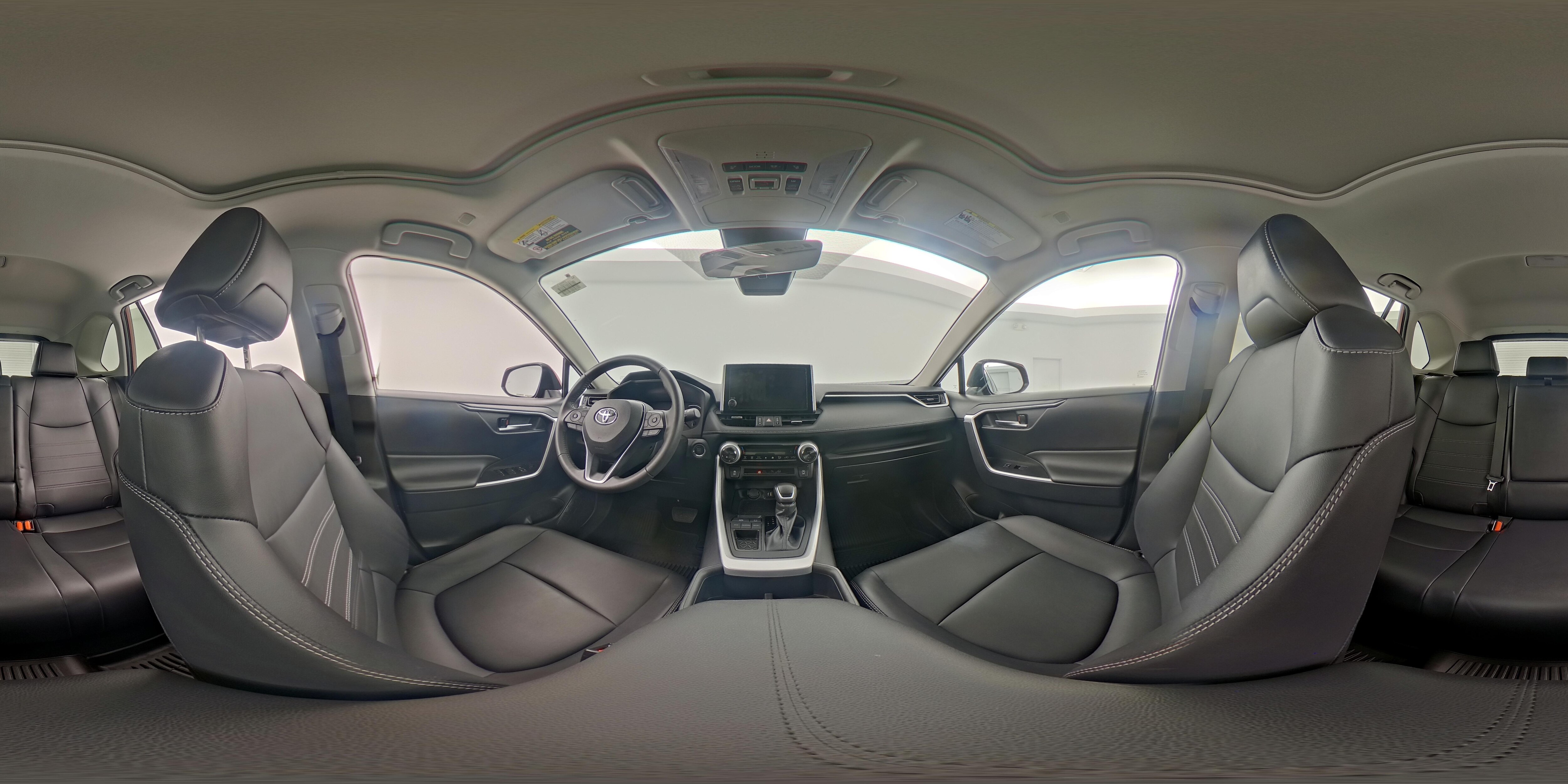 2025 Toyota RAV4 XLE Premium - Photo 26