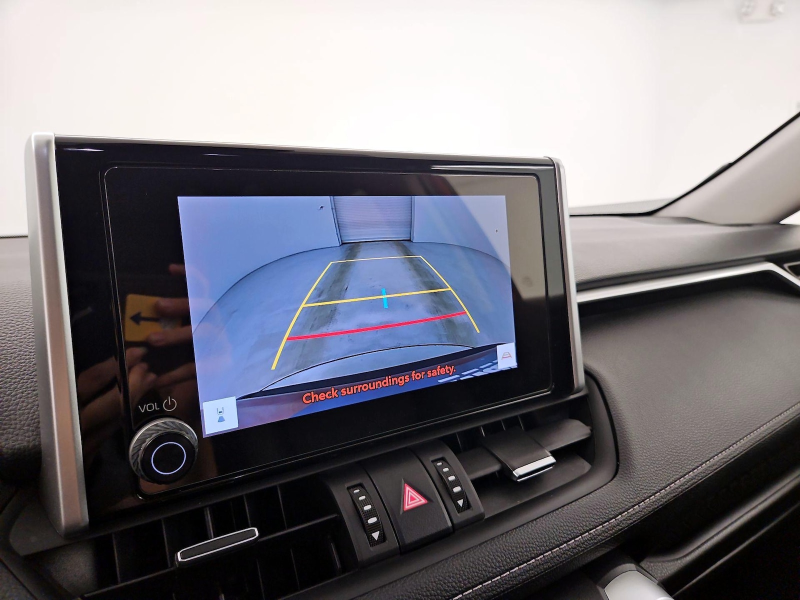 2025 Toyota RAV4 XLE Premium - Photo 15