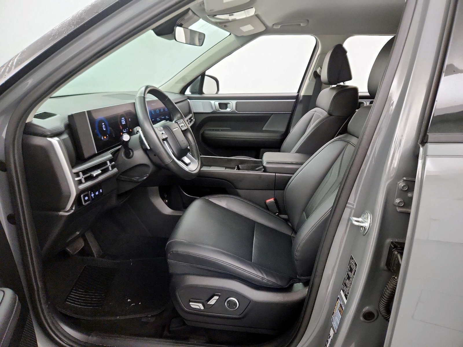 2025 Hyundai Santa Fe SEL - Photo 12