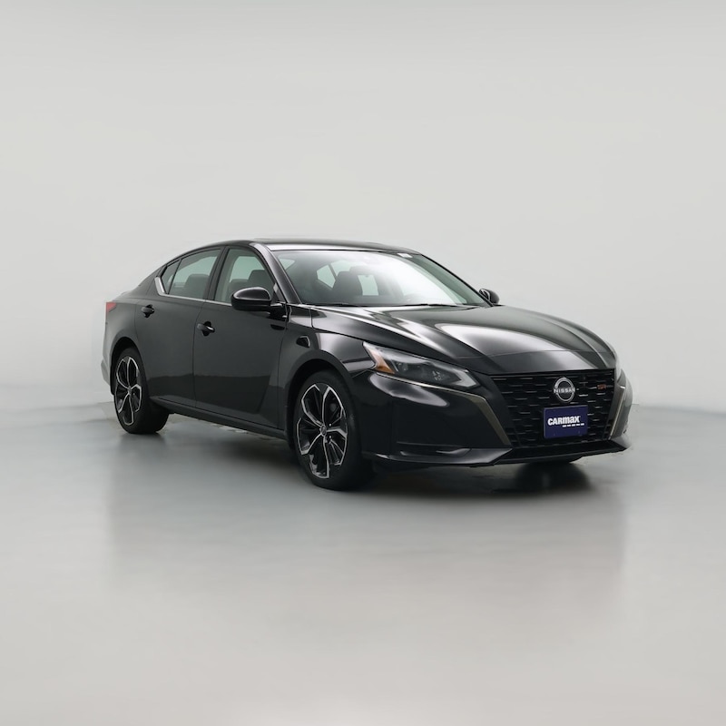 2023 Nissan Altima SR