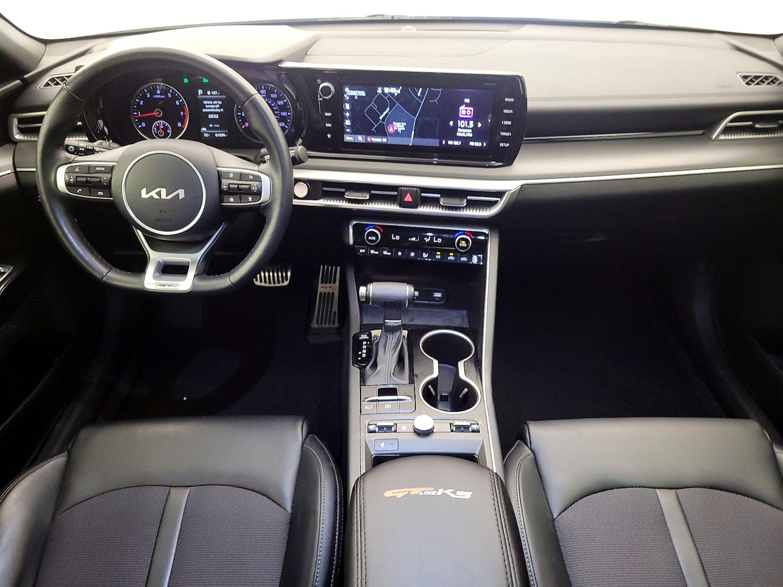 Apple CarPlay® & Android Auto™