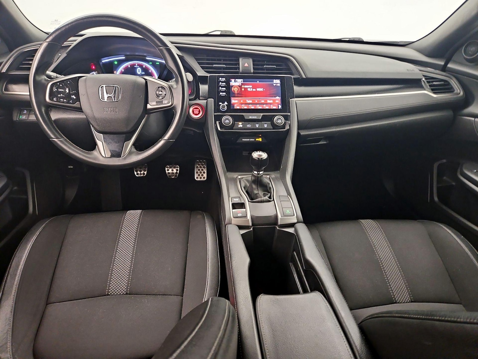 Apple CarPlay® & Android Auto™