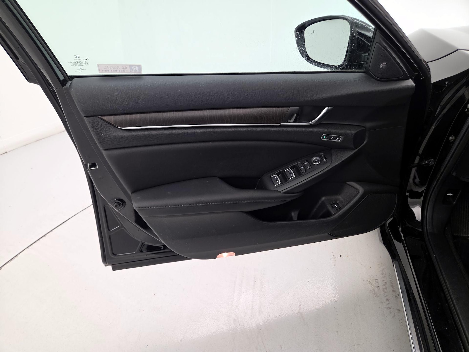 2019 Honda Accord Hybrid Touring - Photo 13