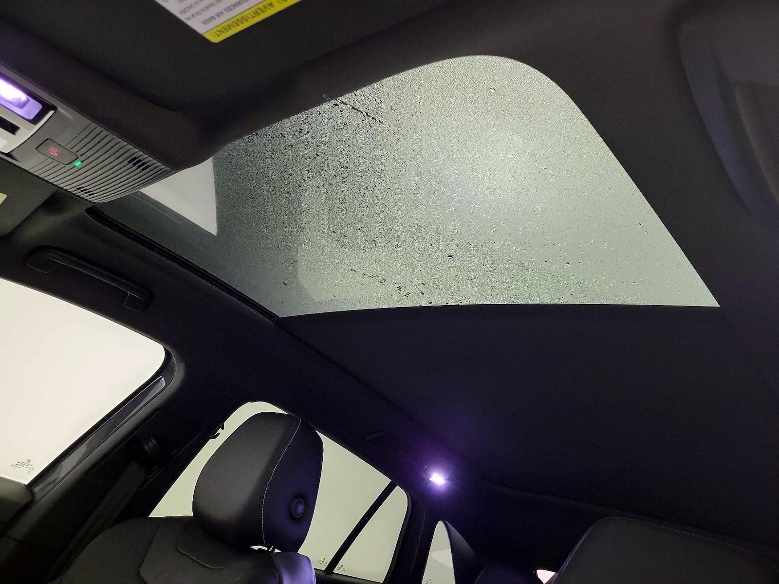 Skylight(s) & Overhead Airbags