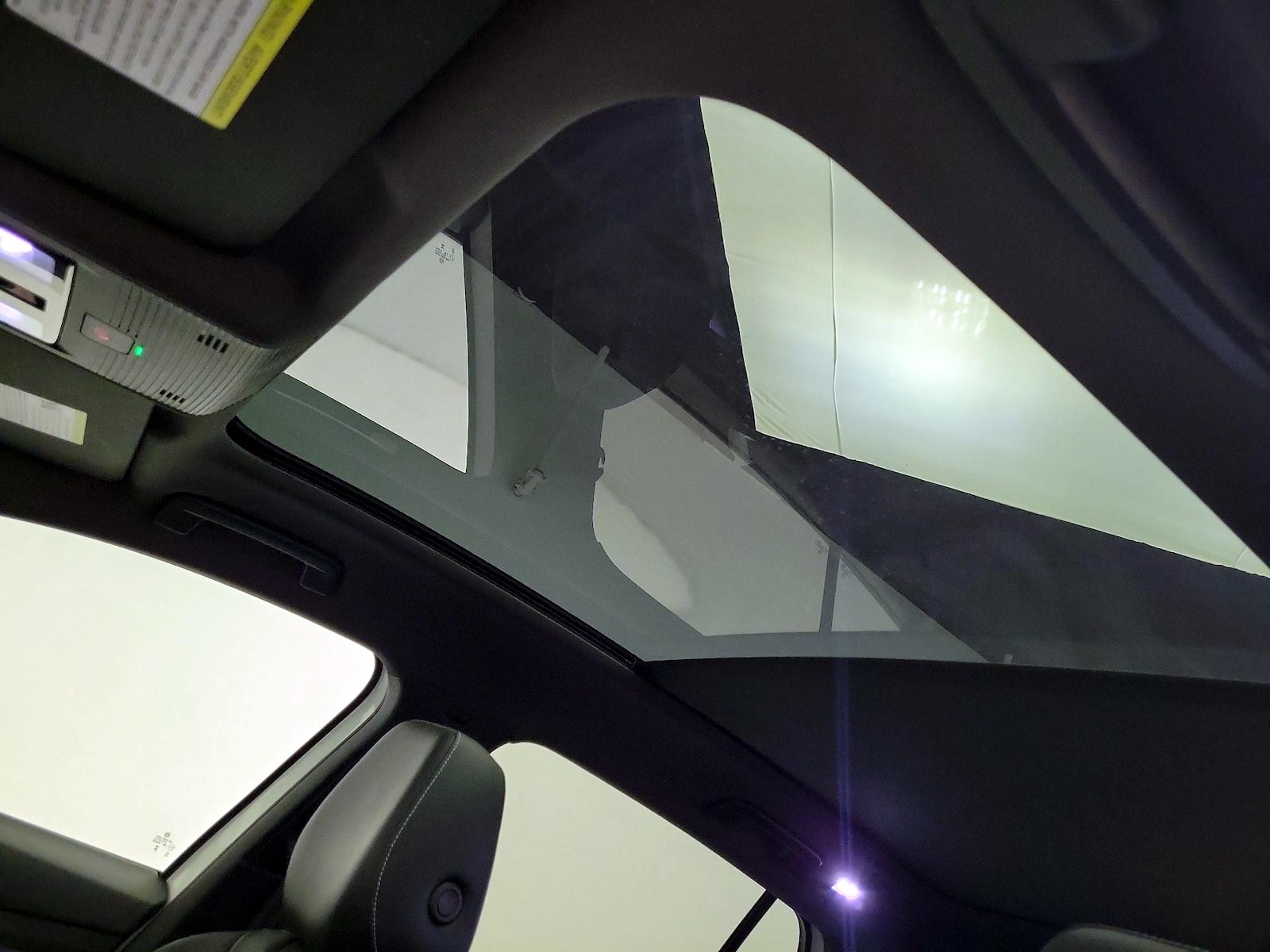 Skylight(s) & Overhead Airbags