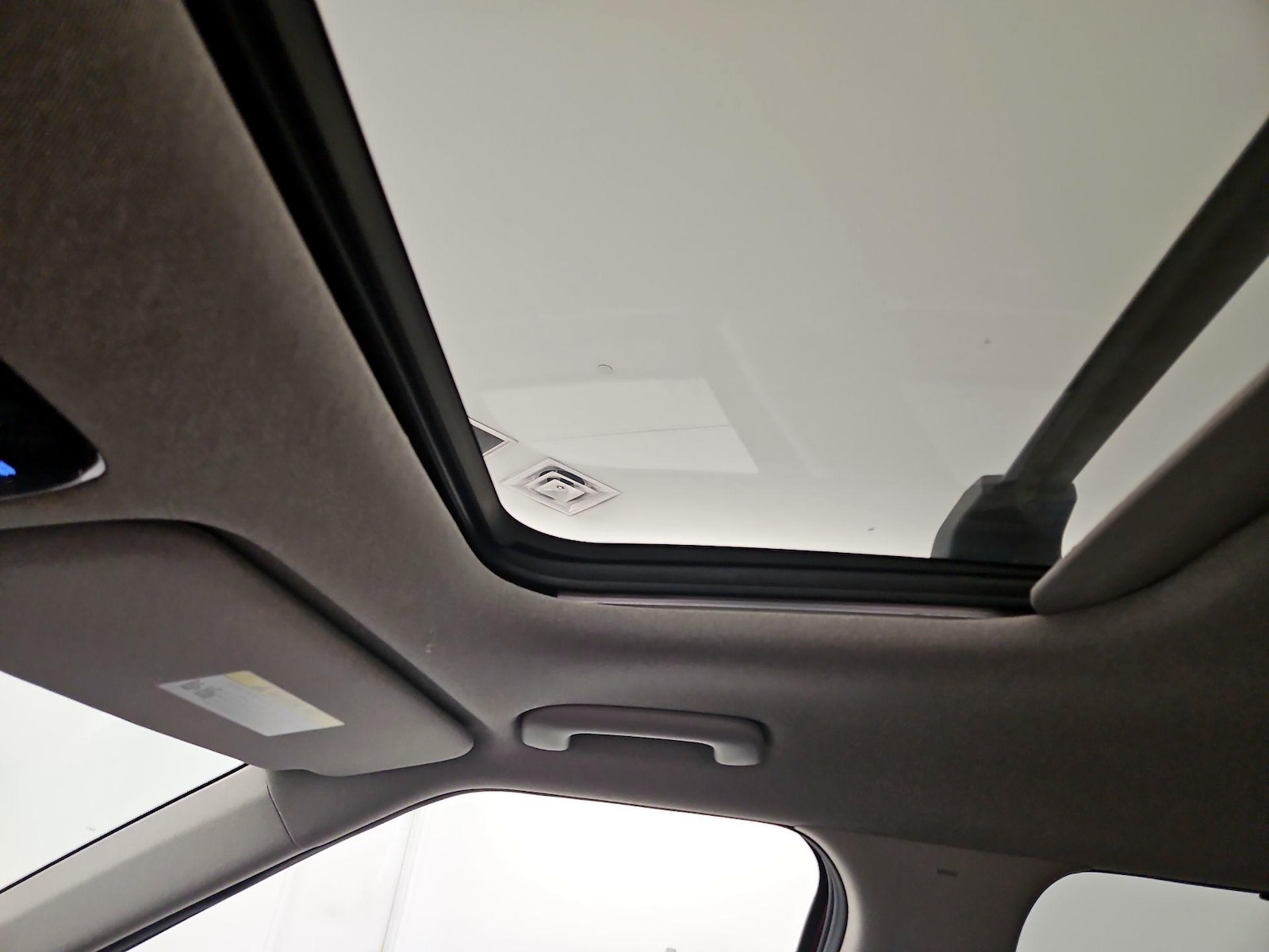 Sunroof(s) & Skylight(s)