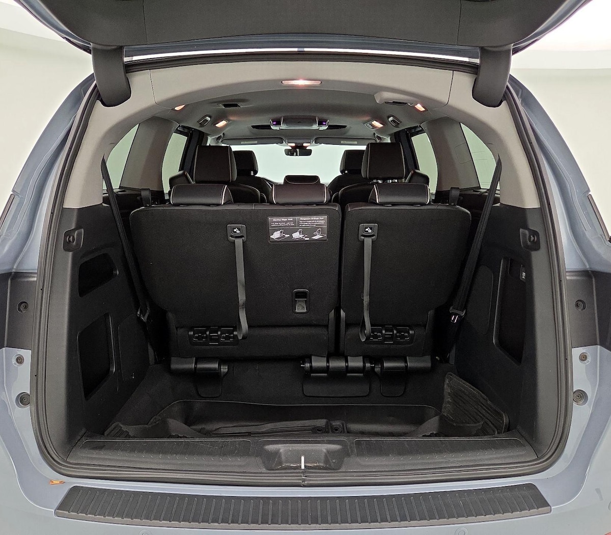 Trunk/Cargo (Seats Up)
